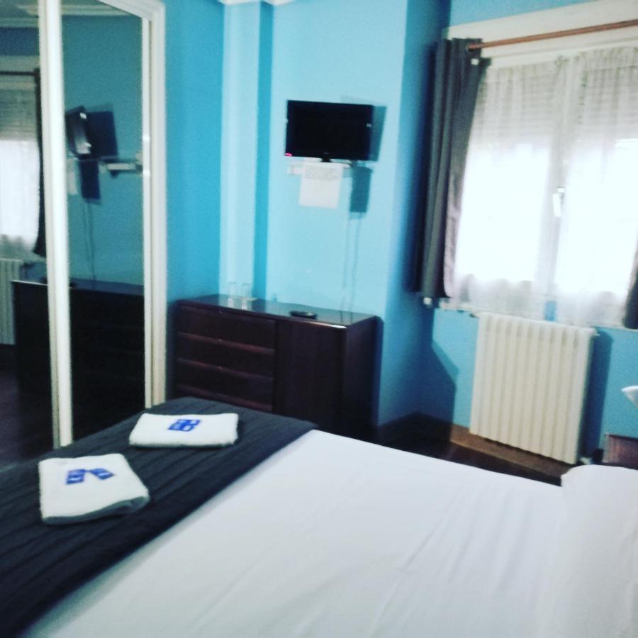Txoko Maitea Pentsioa Hotel Urnieta Luaran gambar