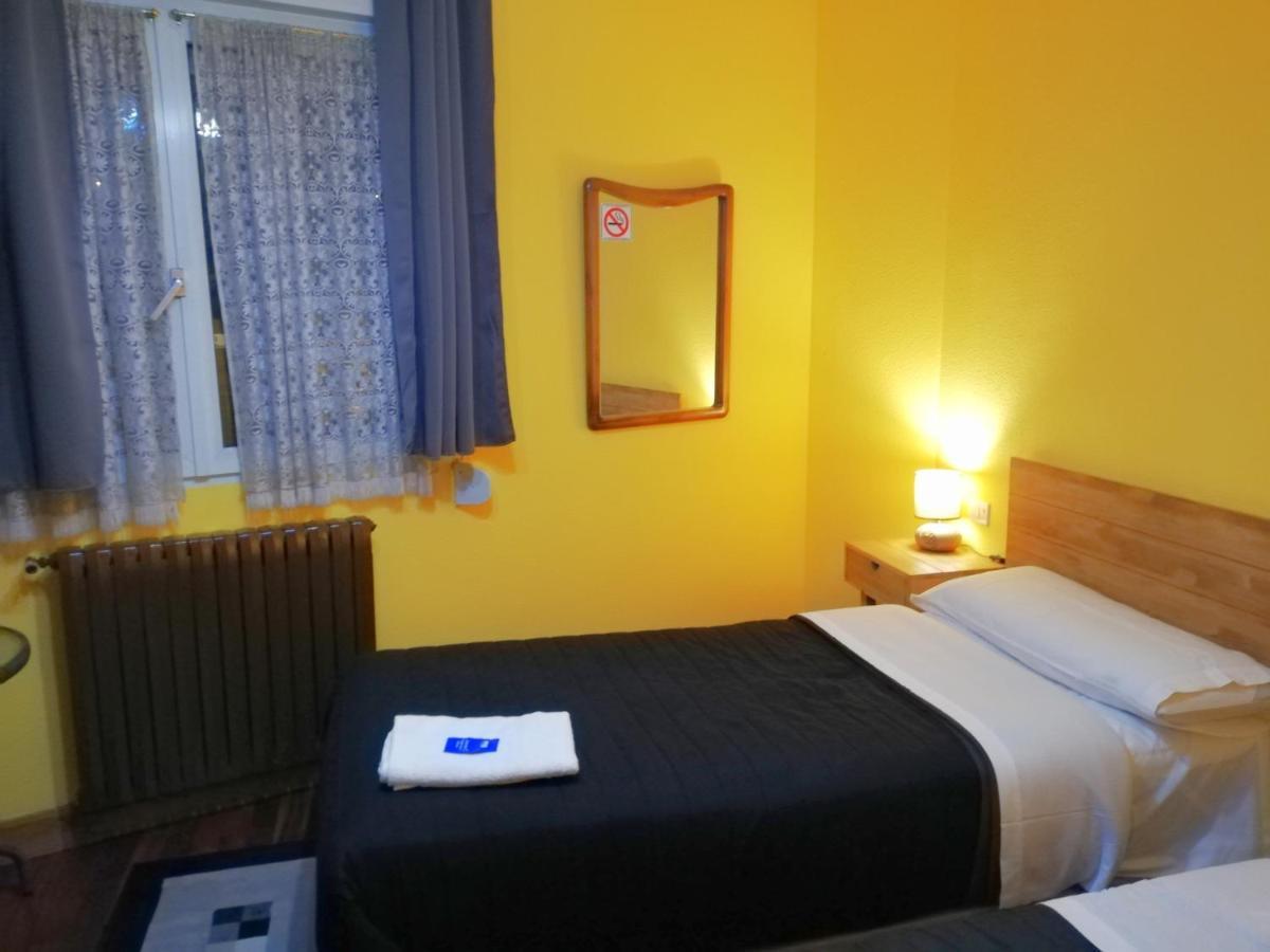 Txoko Maitea Pentsioa Hotel Urnieta Luaran gambar