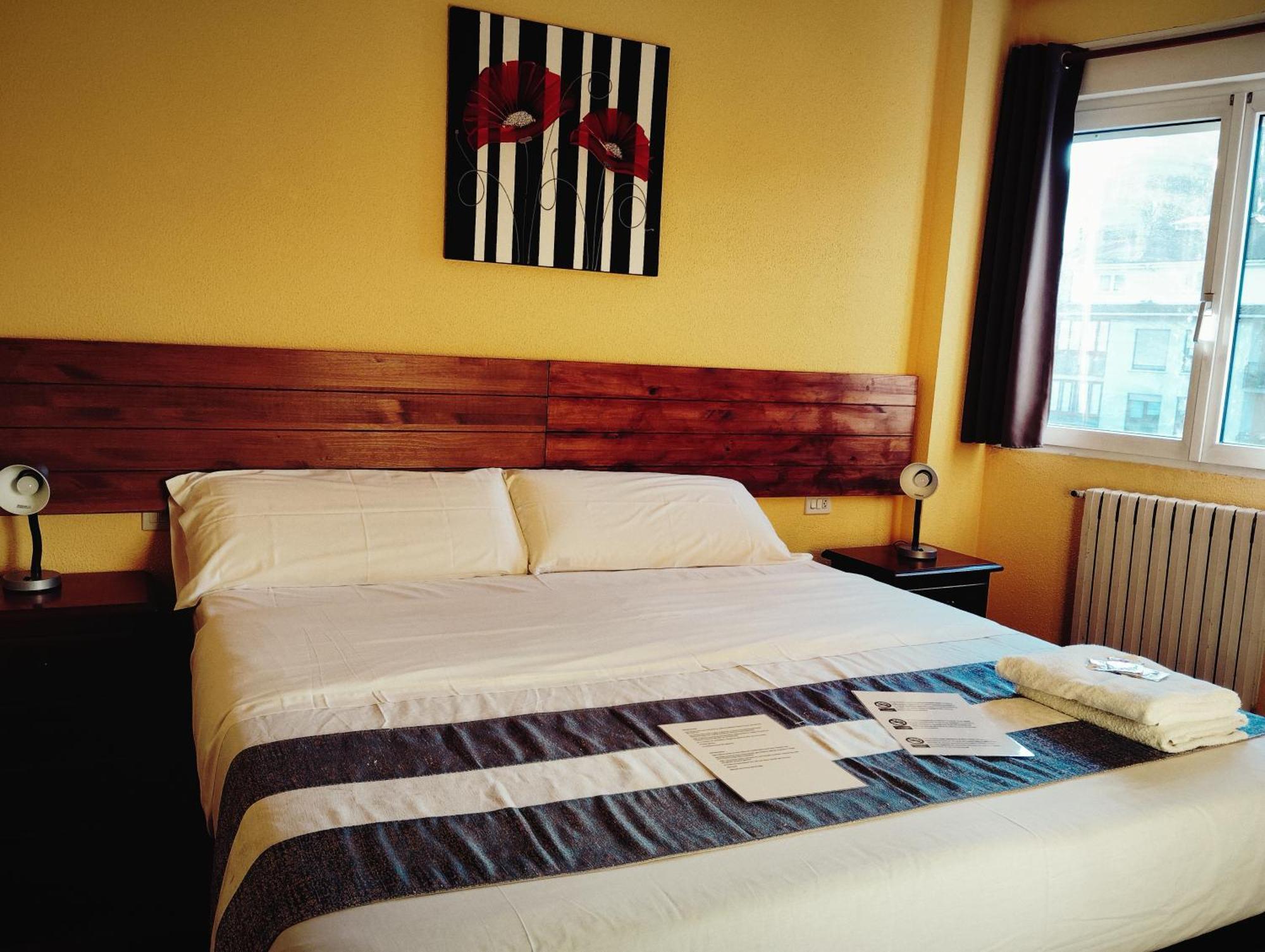 Txoko Maitea Pentsioa Hotel Urnieta Luaran gambar