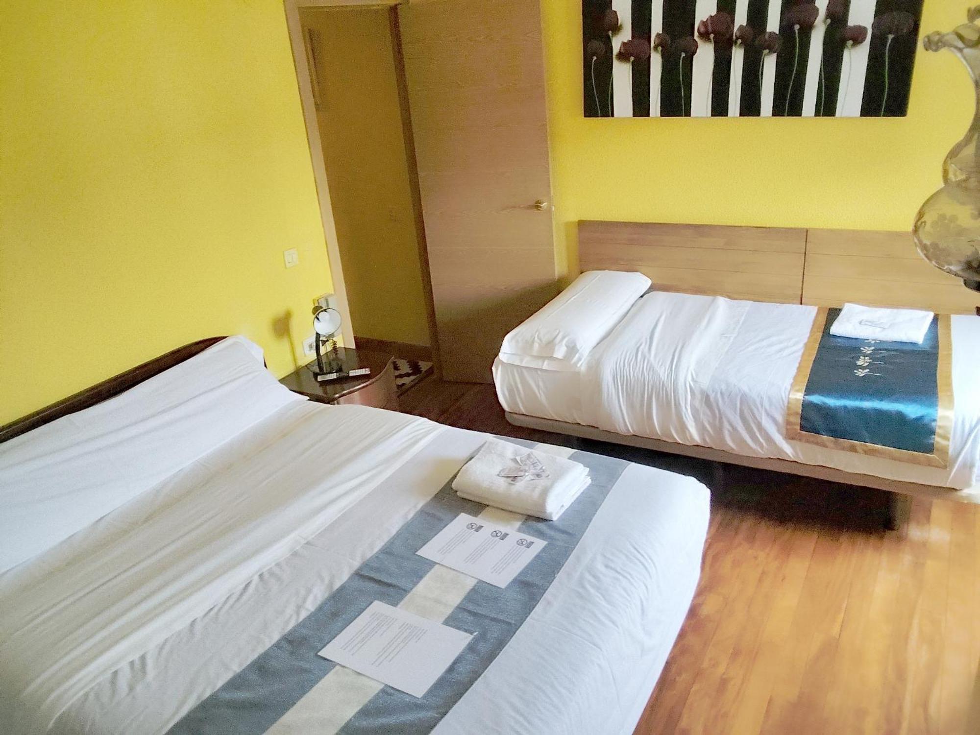 Txoko Maitea Pentsioa Hotel Urnieta Luaran gambar