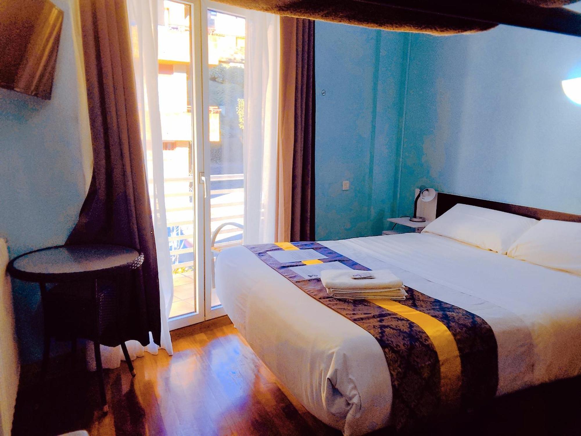 Txoko Maitea Pentsioa Hotel Urnieta Luaran gambar